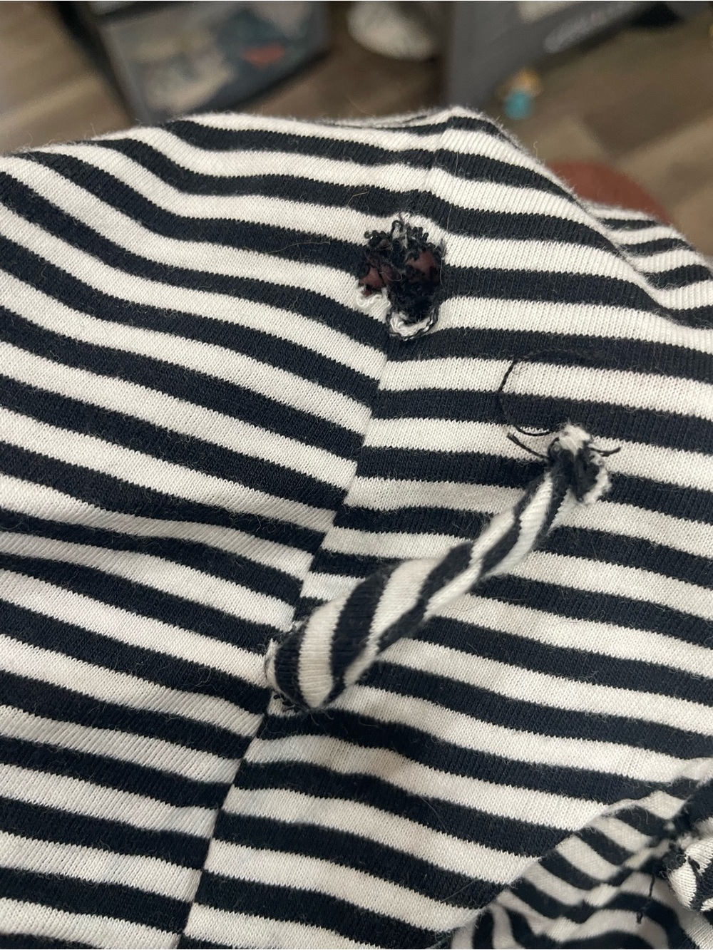 DAMAGED Kate Spade Robe - Picture 5 of 7